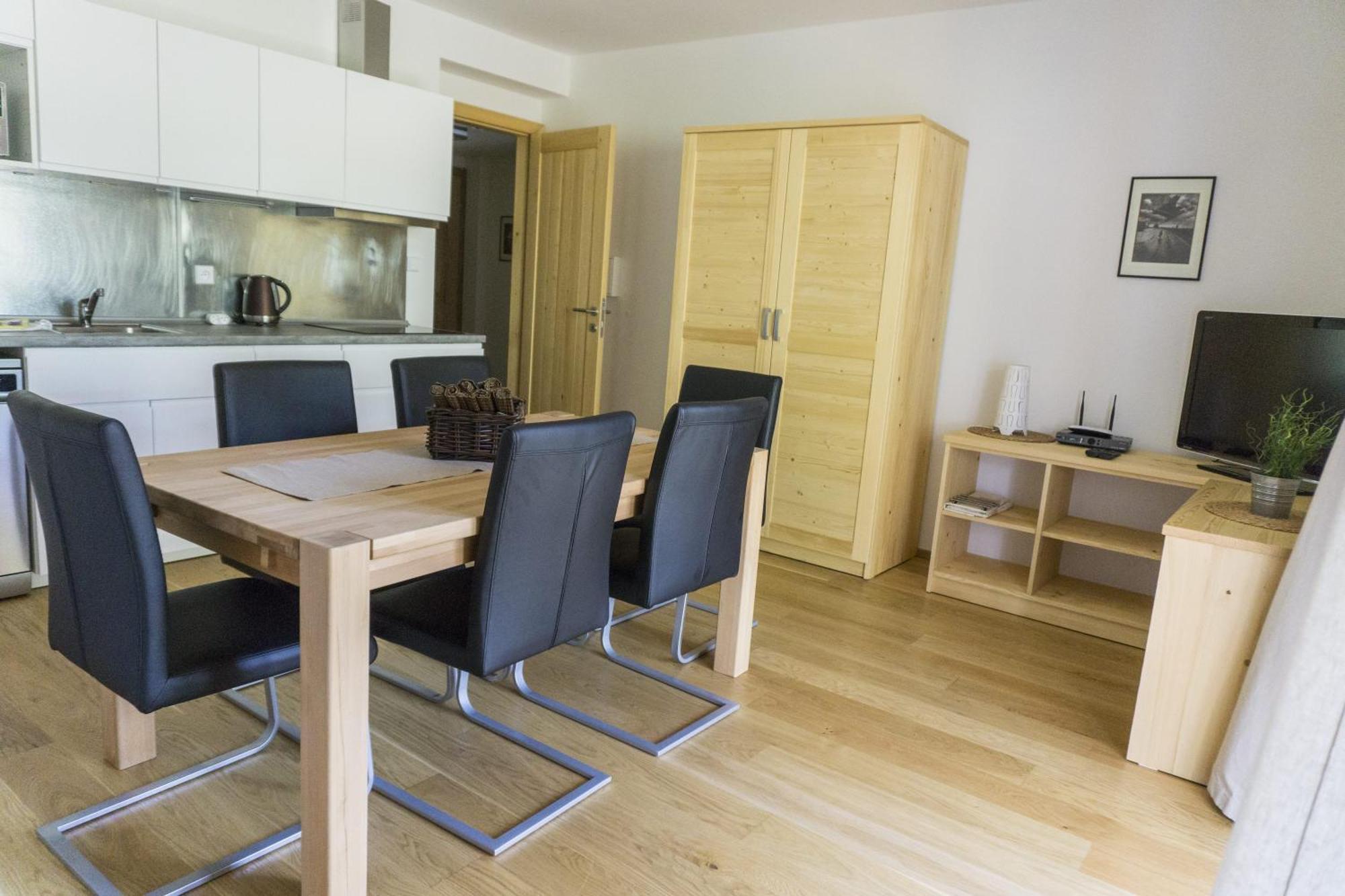 Aparthotel Kovarna Residence Pec pod Snezkou Luaran gambar