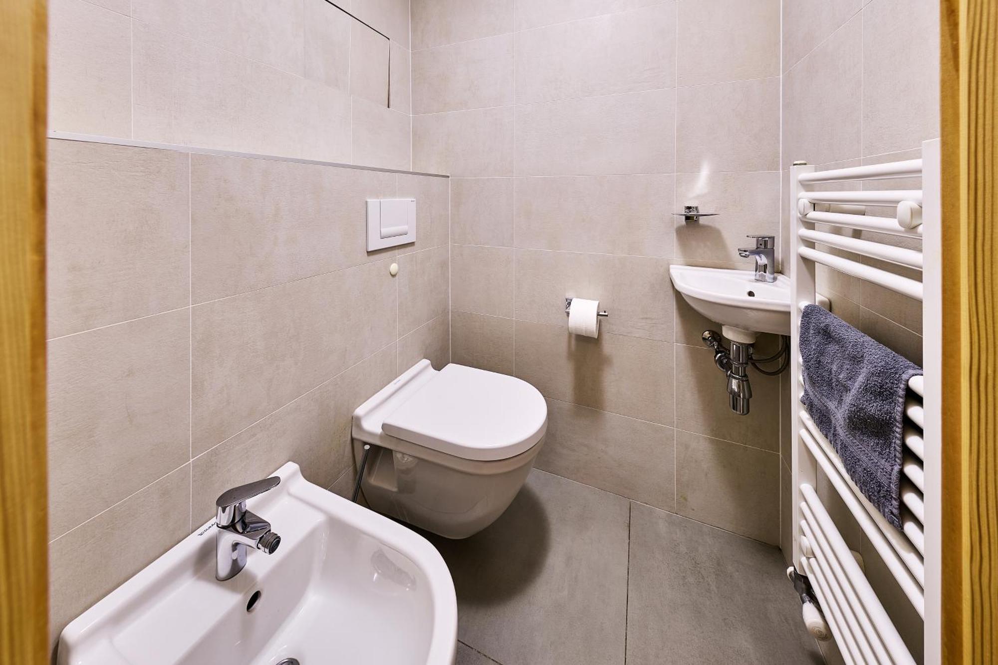 Aparthotel Kovarna Residence Pec pod Snezkou Luaran gambar