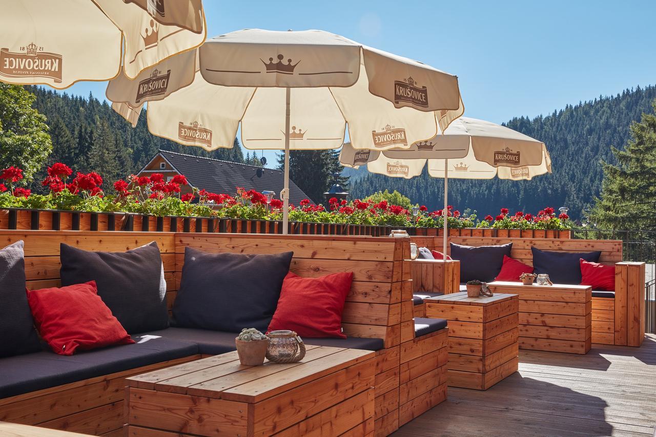 Aparthotel Kovarna Residence Pec pod Snezkou Luaran gambar