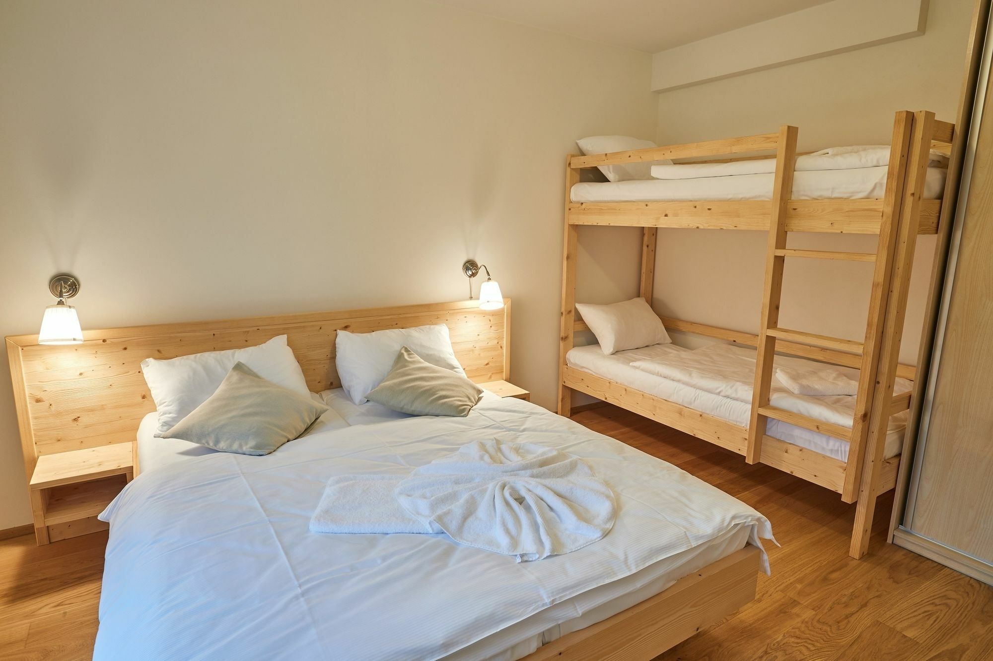 Aparthotel Kovarna Residence Pec pod Snezkou Luaran gambar