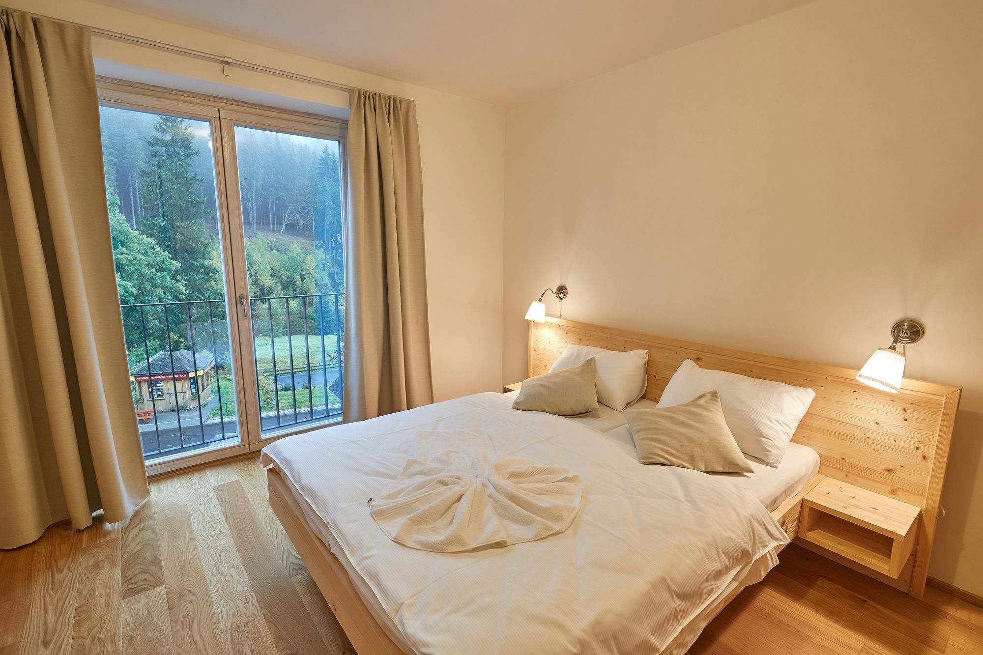 Aparthotel Kovarna Residence Pec pod Snezkou Luaran gambar